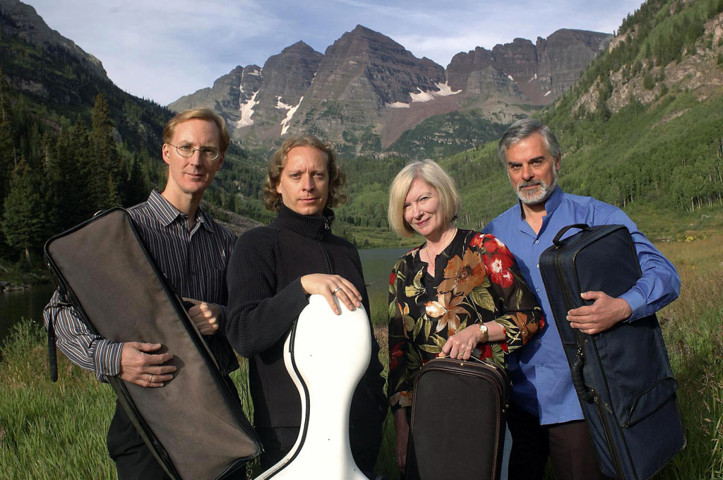 American String Quartet, Roll Magazine