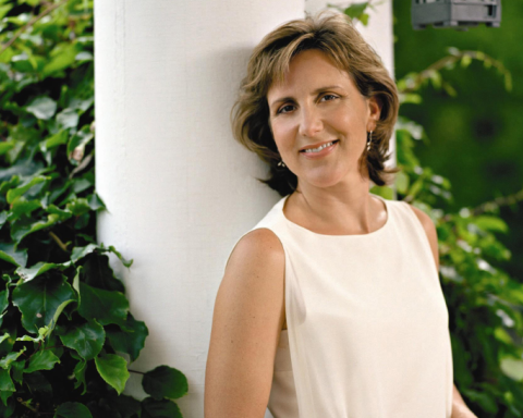 Dawn Upshaw: Photo by Dario Acosta